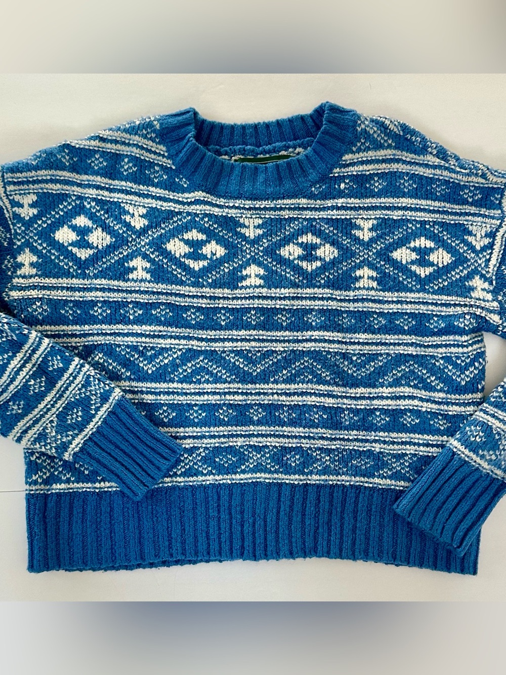 American Eagle Fair Isle Snowdrift Crop Sweater XS Blue/White Knit Cabincore EUC